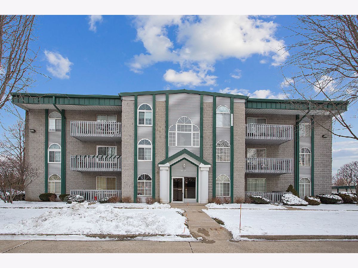 Condominiums Sold Heritage Terrace Joliet Illinois, 2907 Heritage