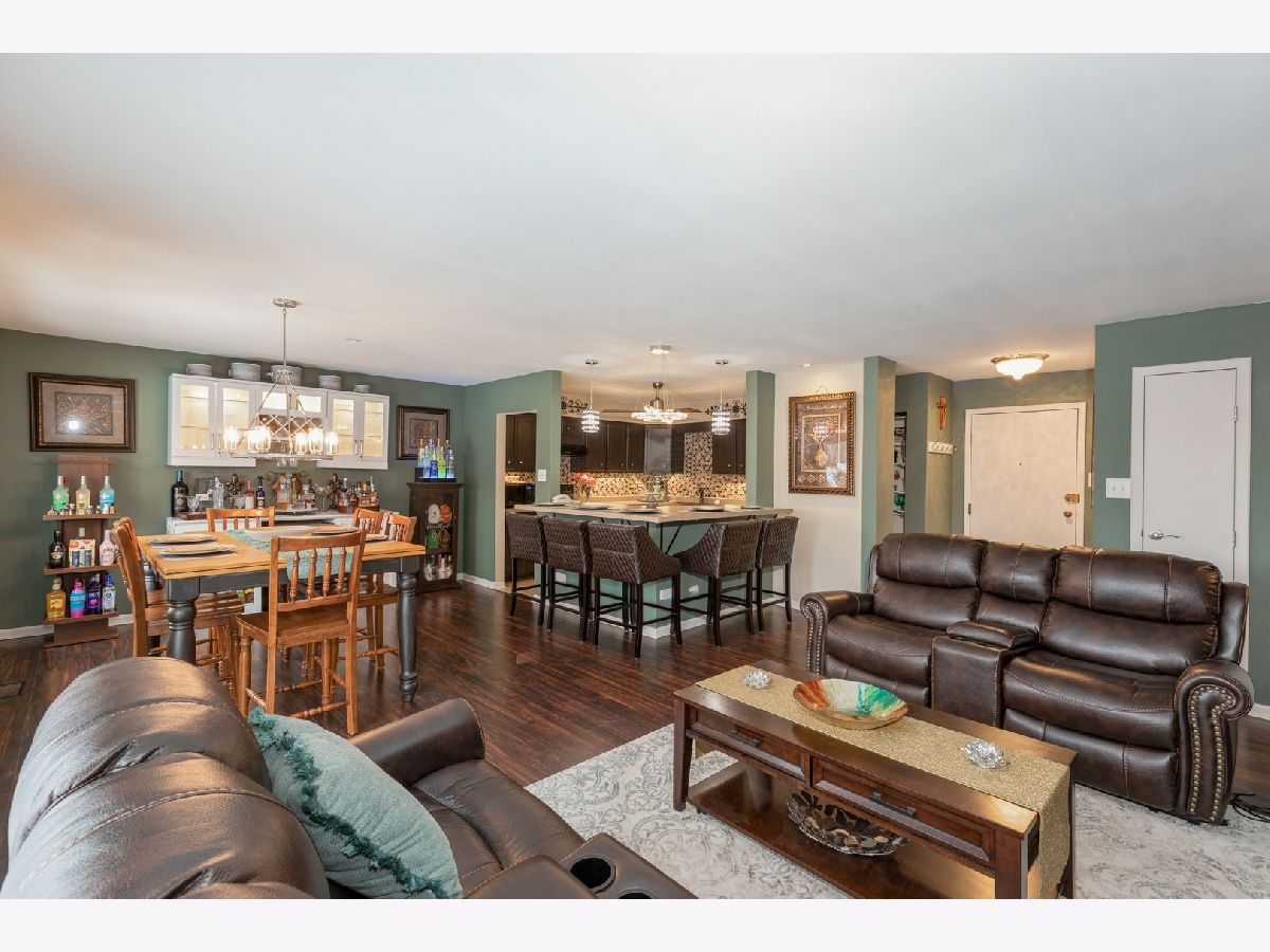 Condos & Townhomes & Homes Sold Flosswood Homewood Illinois, 2301 183rd