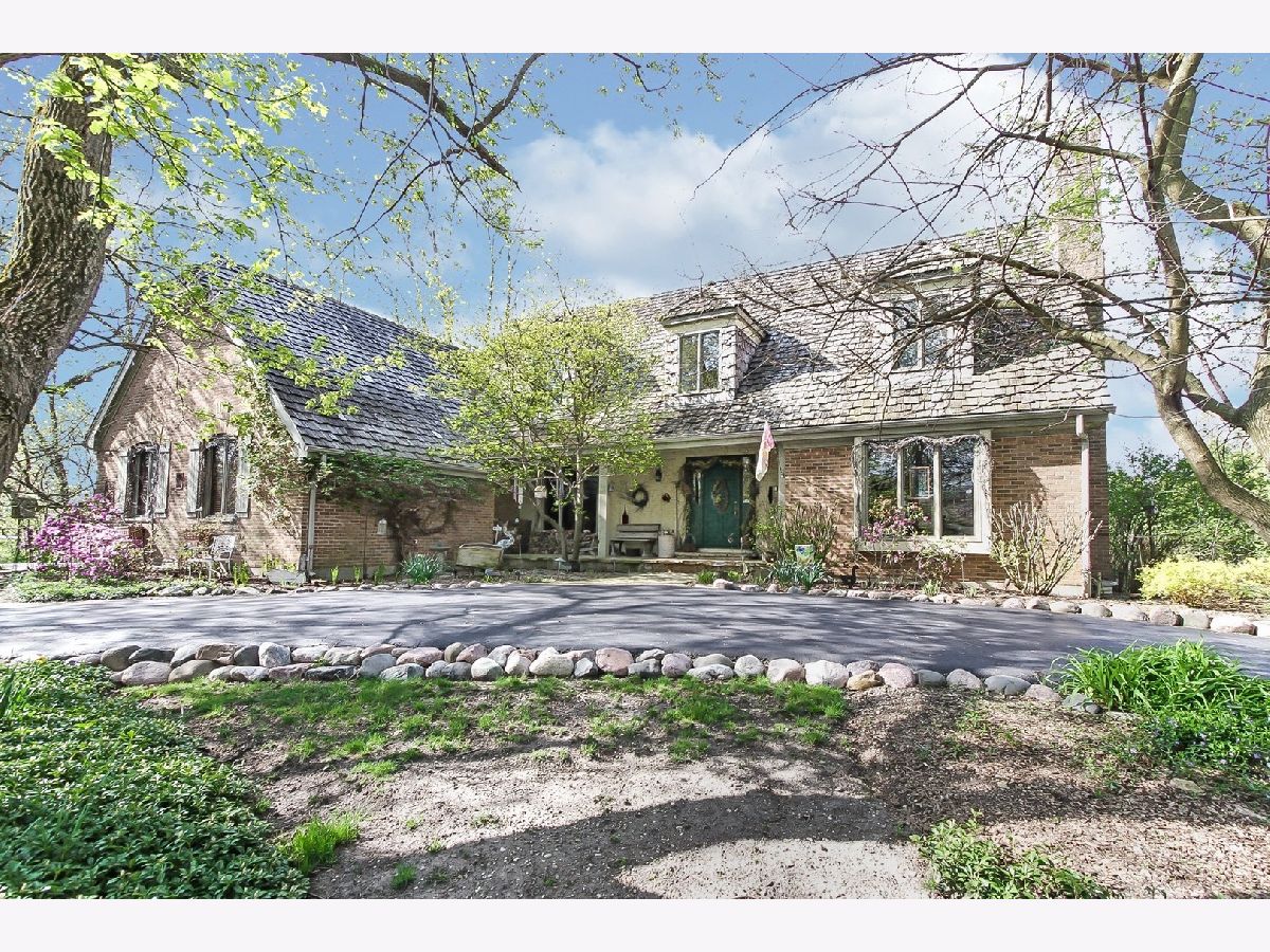 Homes Sold Country Club Estates Tower Lakes Illinois, 258 Pebble Creek