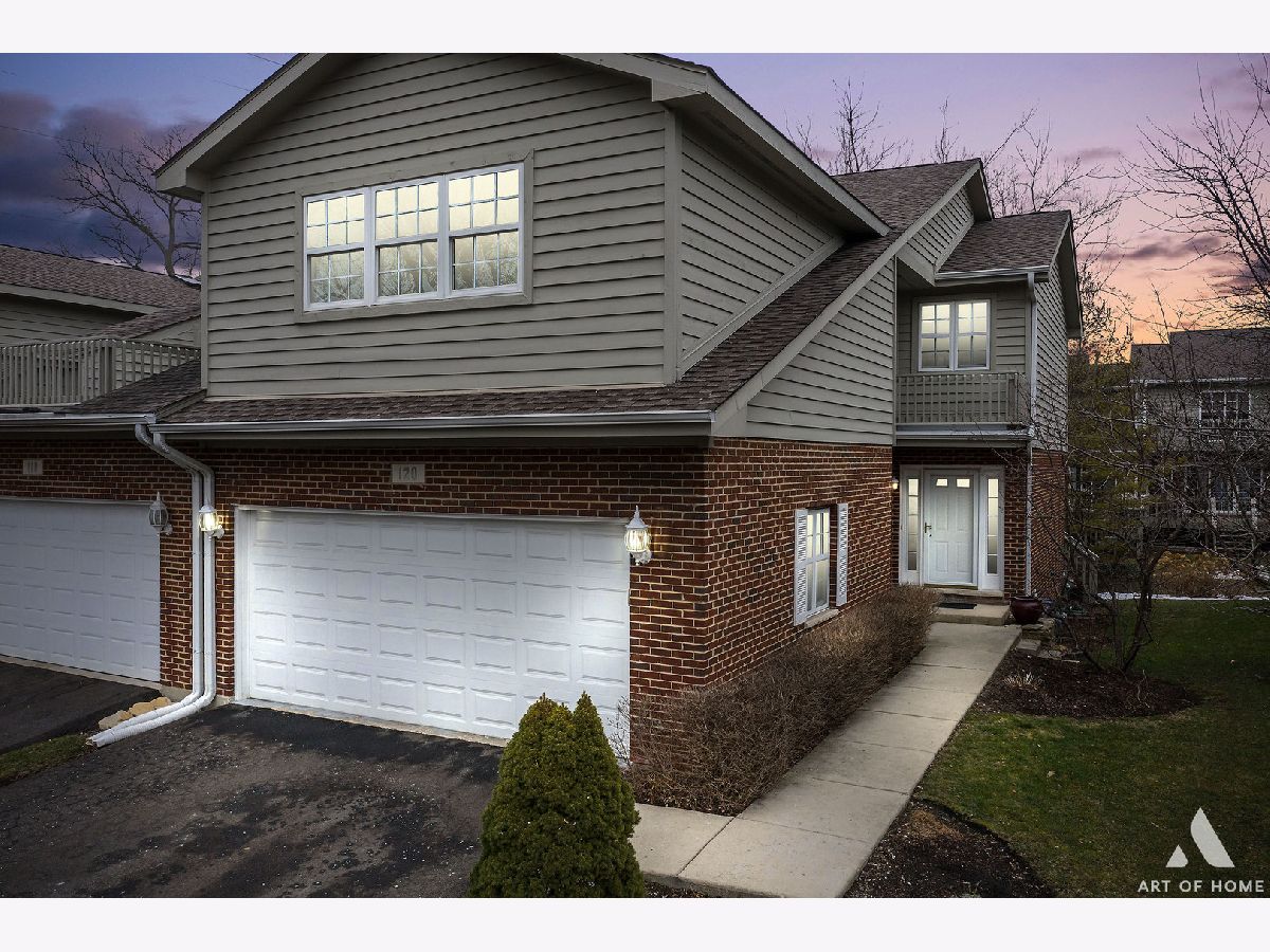 Townhomes & Condos & Homes Sold Willow Creek Willow Springs Illinois, 120 Willow Creek