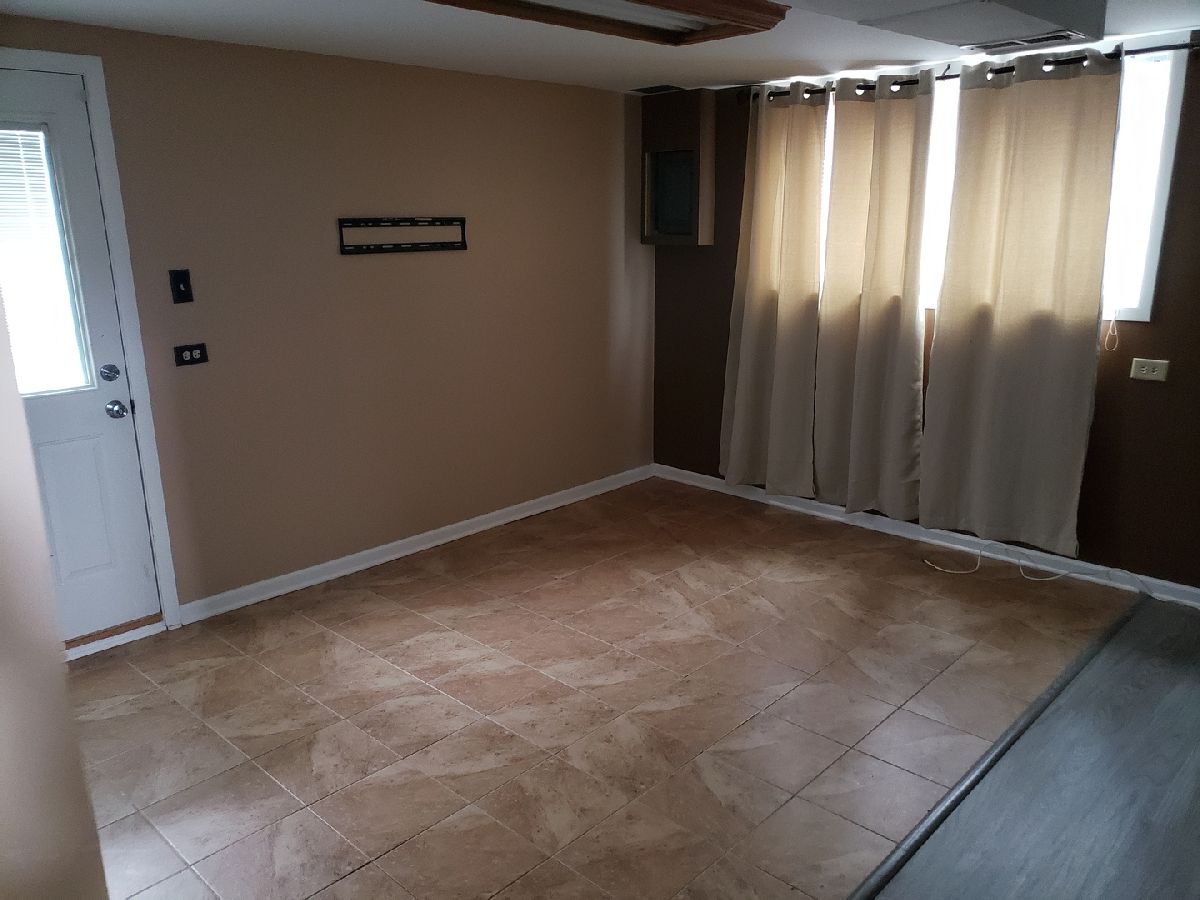 Homes Rented Glenwood Gardens Glenwood Illinois, 434 Clark