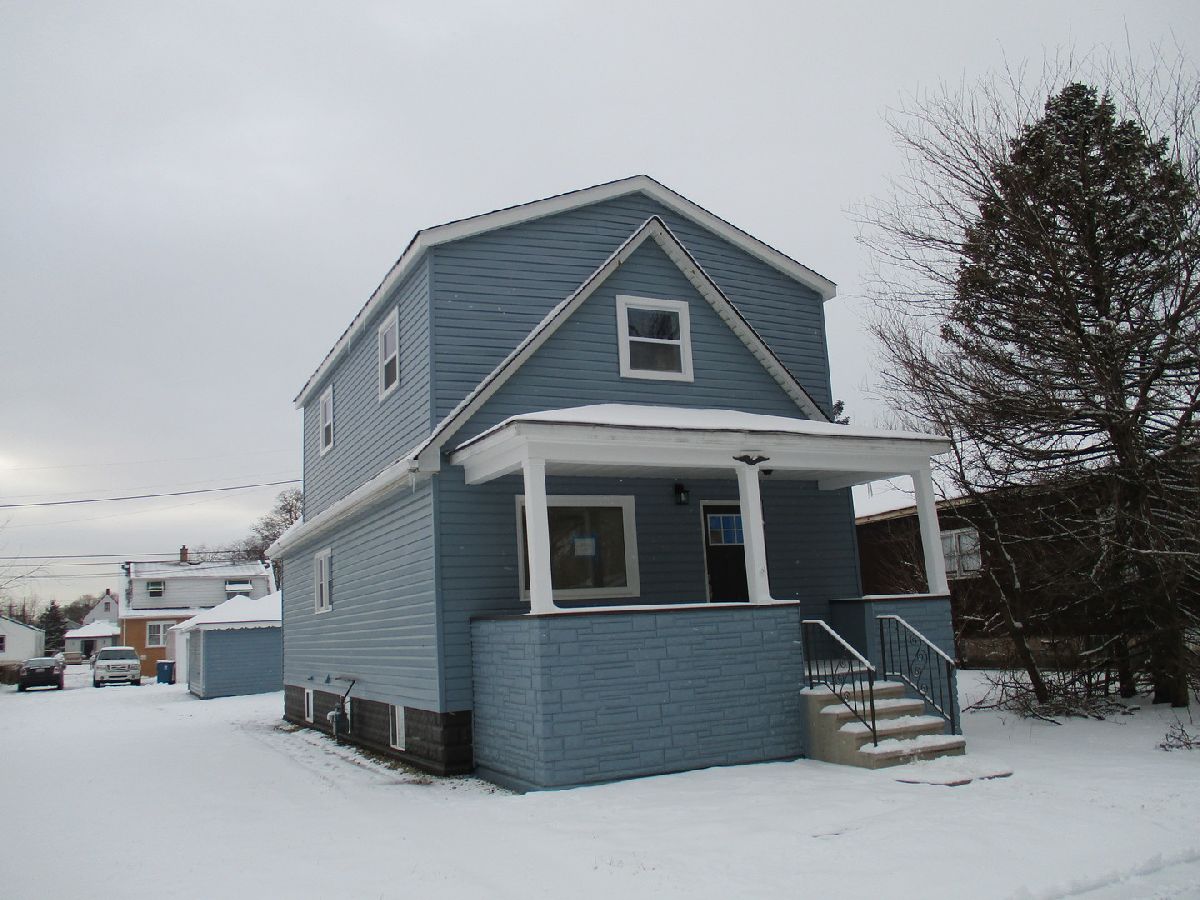 Homes Sold Holmes Park Harvey Illinois, 15642 Lowe