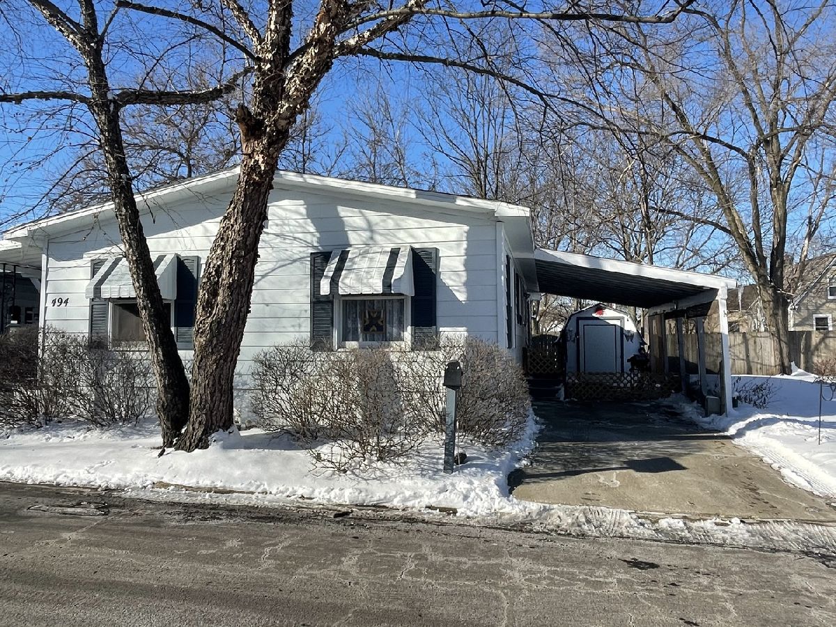 Subdivision Sold Villa Garden Estates Elgin Illinois, 494 Lucille