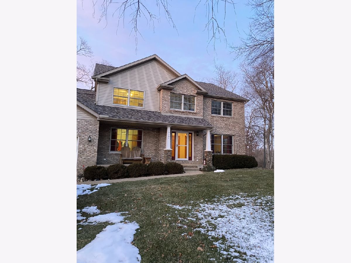 Homes & Condos & Townhomes Sold Brentwood Bloomington Illinois, 19504 Buckingham