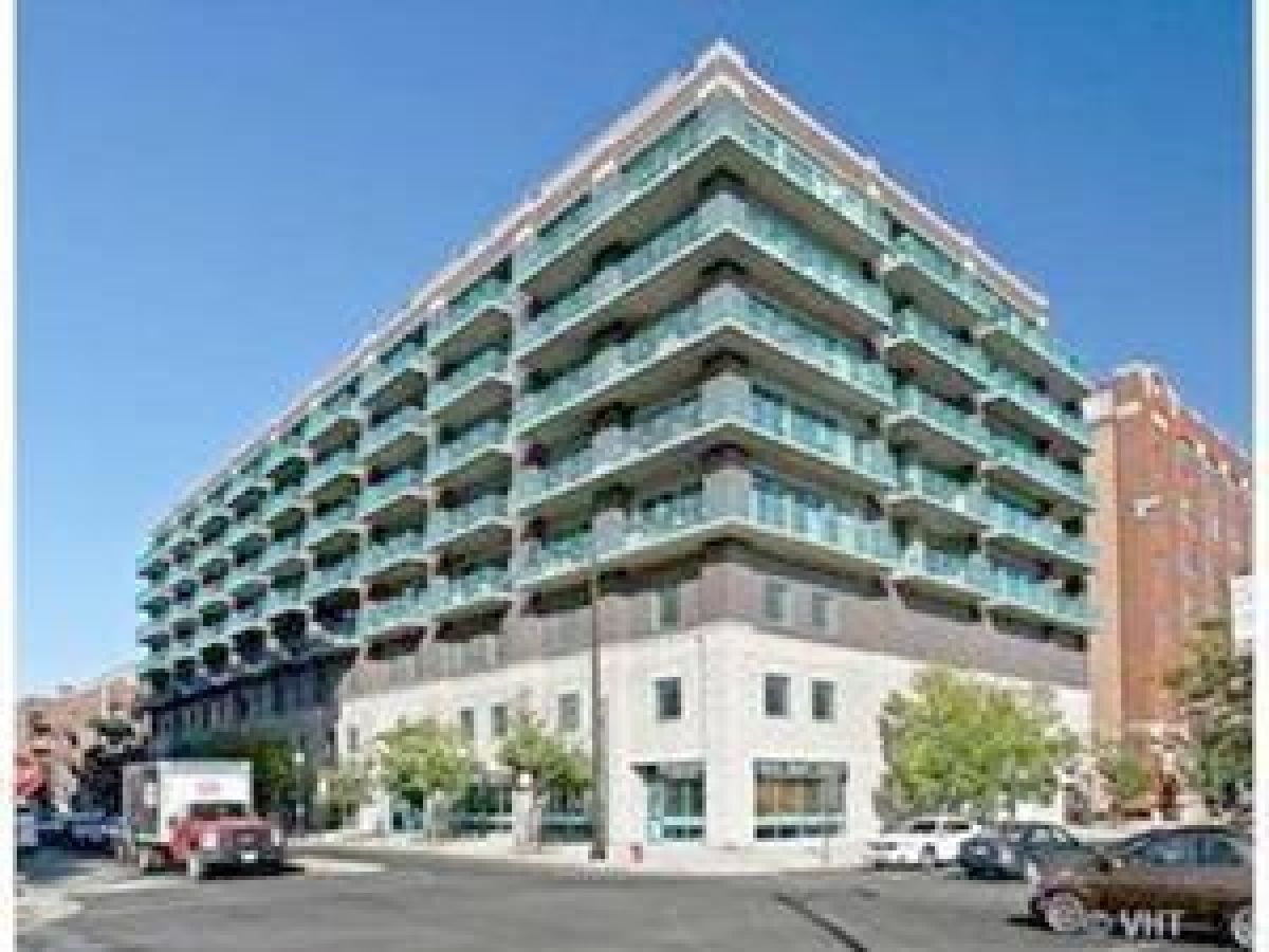 Condominiums Rented Madison Manor Chicago Illinois, 910 Madison