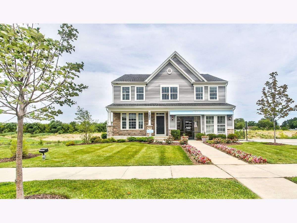 Homes Sold Maple Hill Mundelein Illinois, 1760 Savannah