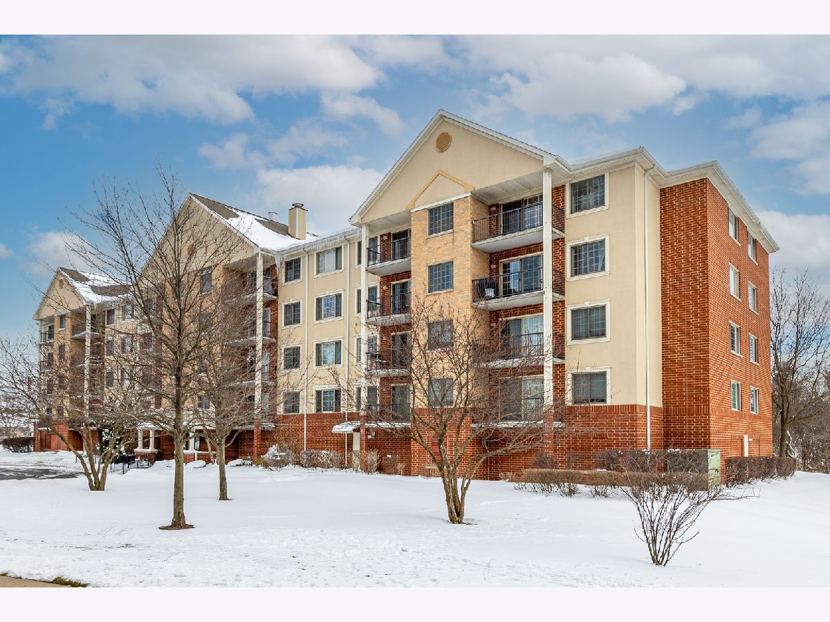 Waterfall Glen Darien IL, Townhomes & Condos For Sale & For Rent