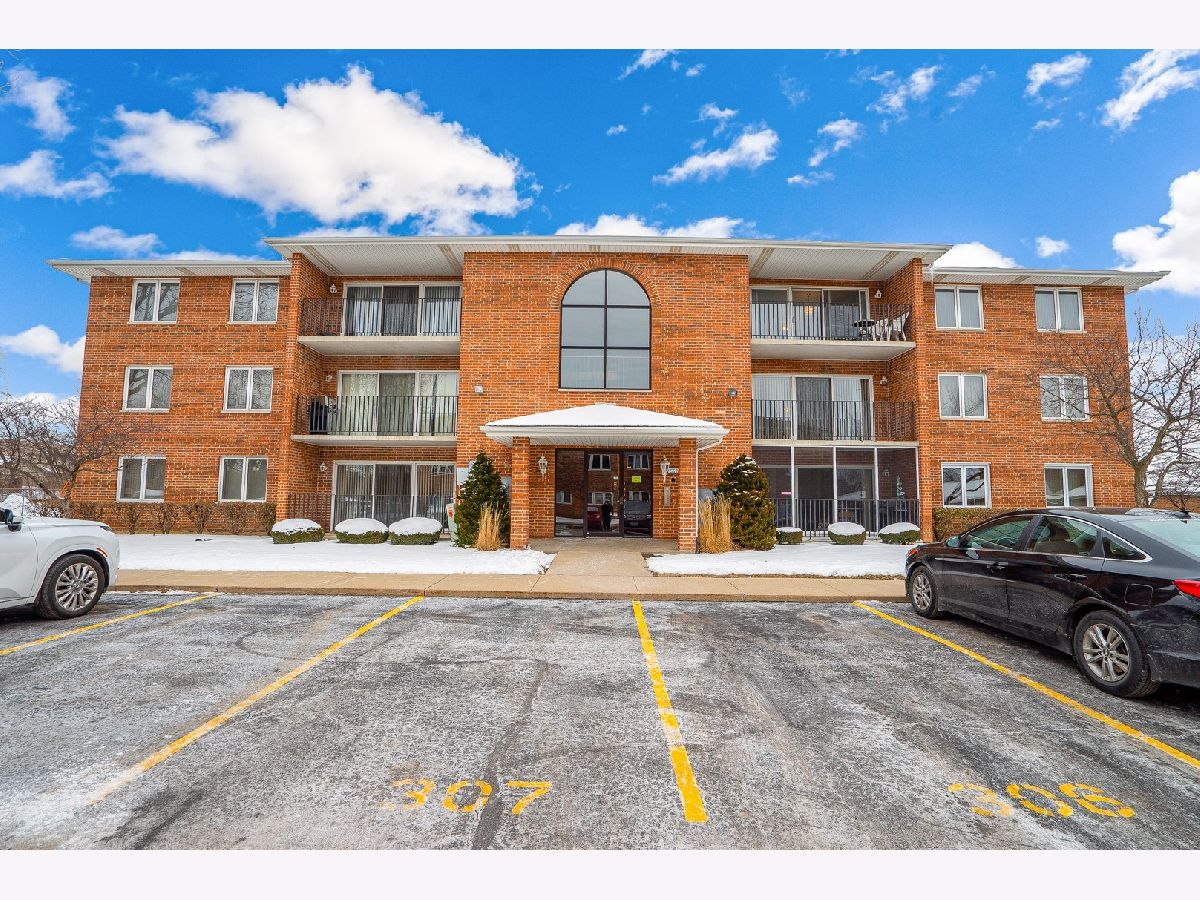 Condominiums Sold Oak Meadows Oak Forest Illinois, 5630 158th