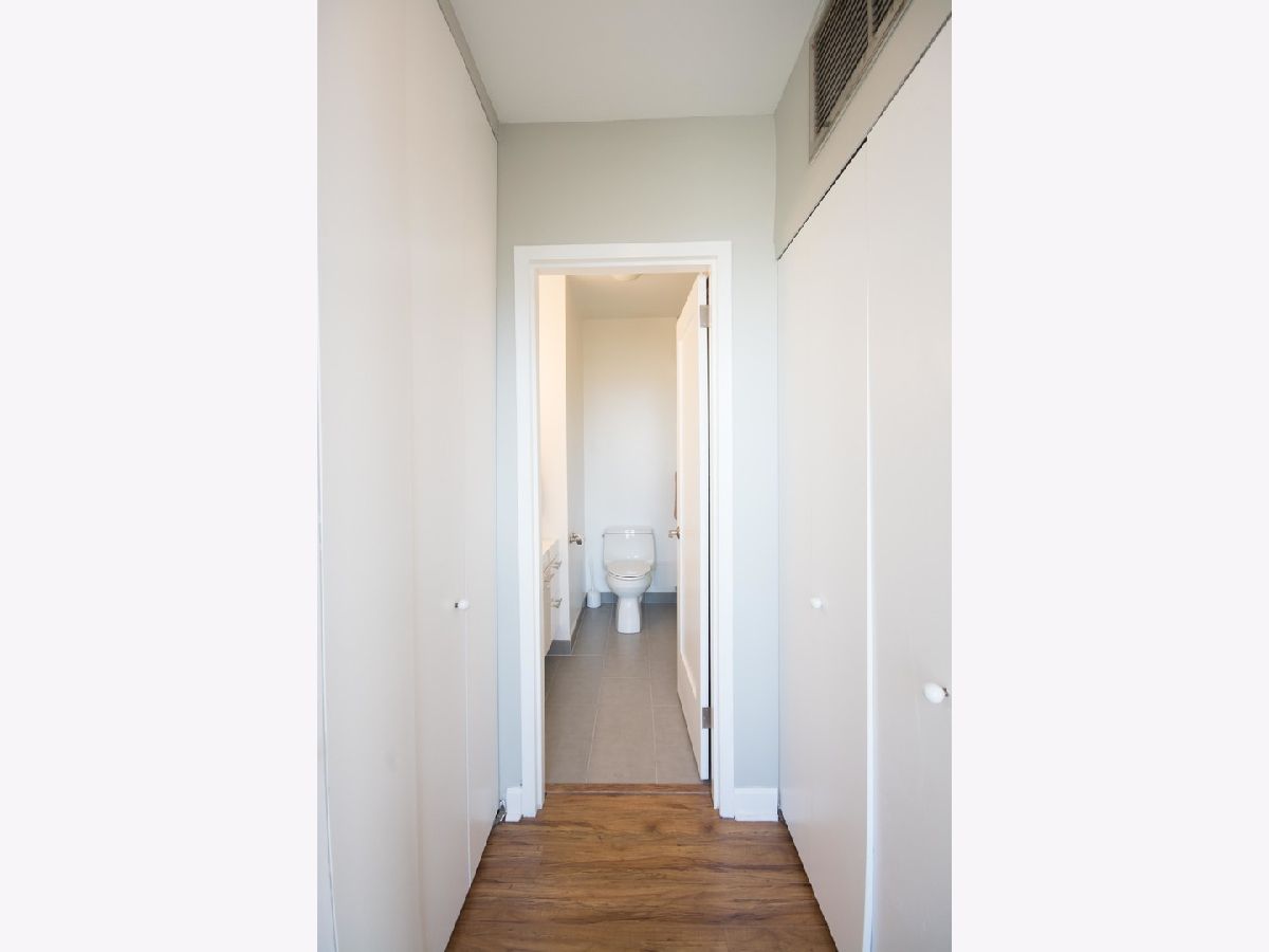 Condominiums Rented Harbor House Chicago Illinois, 3200 Lake Shore