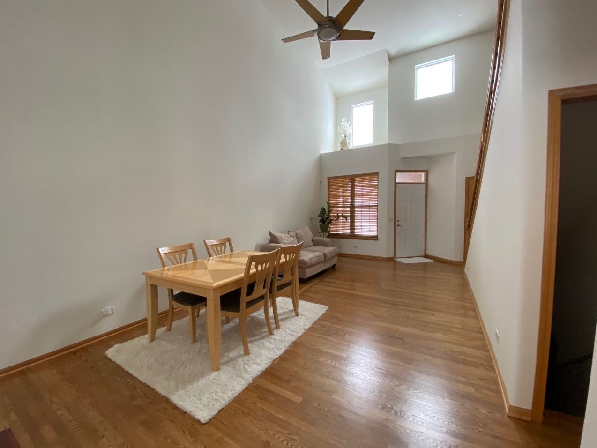 Townhomes Sold Villas Of Thornfield Bloomingdale Illinois, 206 Westminster