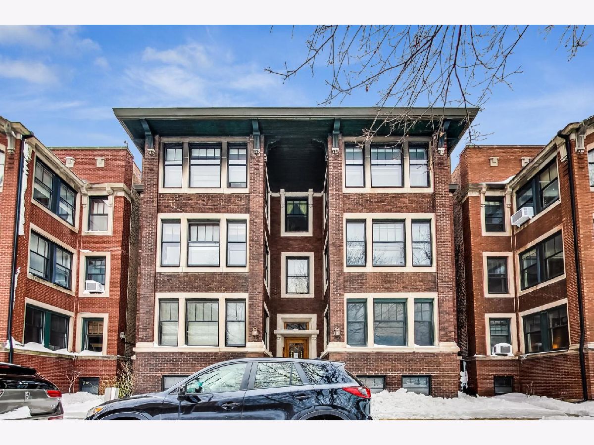 Condominiums & Homes Sold East View Park Chicago Illinois, 5438 East View Park