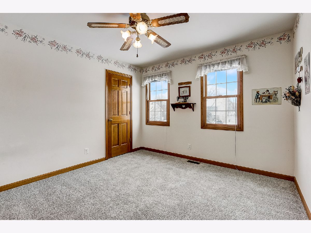 Homes Sold Fox Trail East Batavia Illinois, 916 Norcross