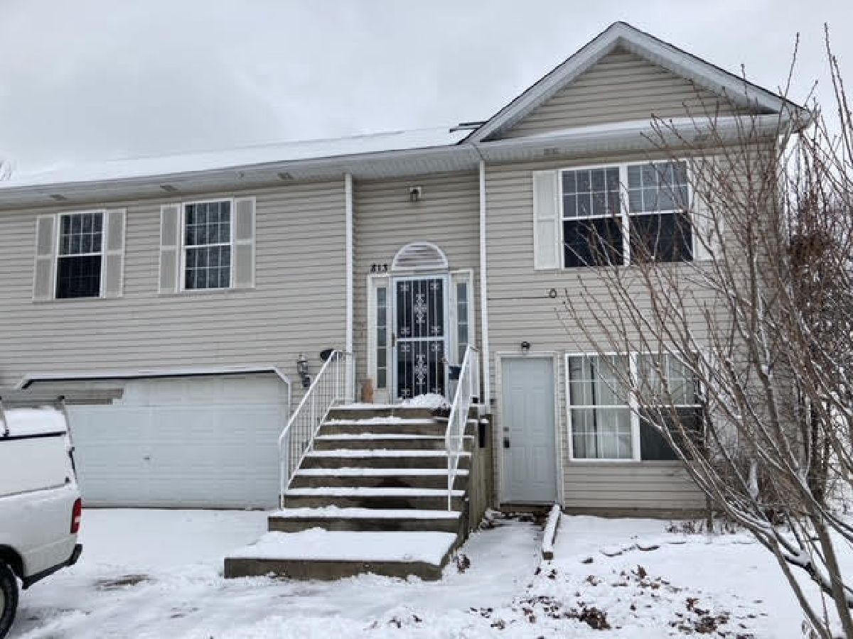 Homes Rented Stonegate Joliet Illinois, 813 Ann