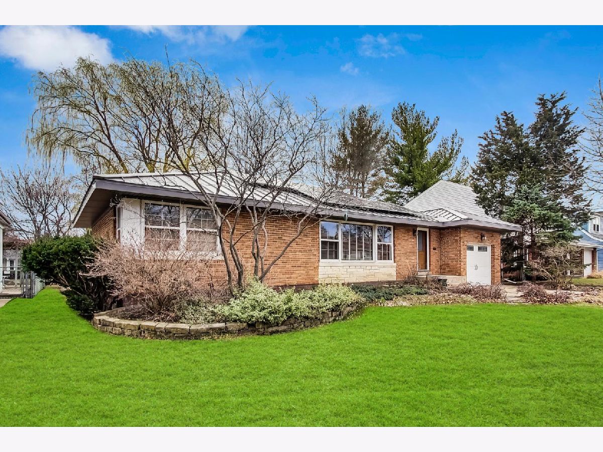 Homes Sold Arlington Highlands Arlington Heights Illinois, 905 Evergreen
