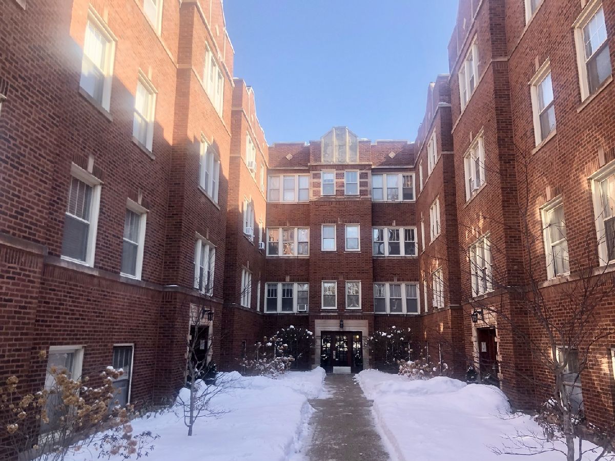 Condominiums Rented Maple Court Oak Park Illinois, 242 Maple