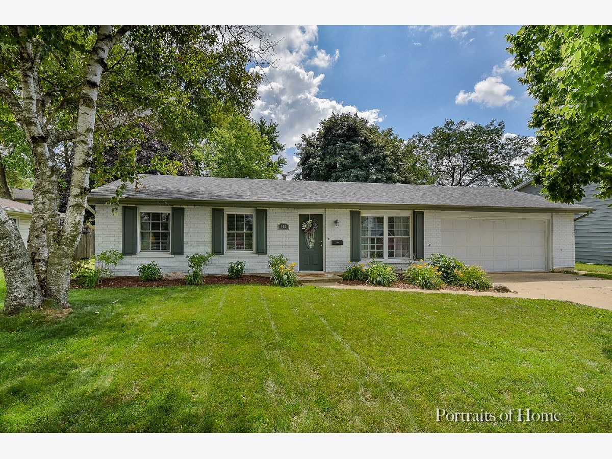 Homes Sold Greenfield Village Aurora Illinois, 621 Independence