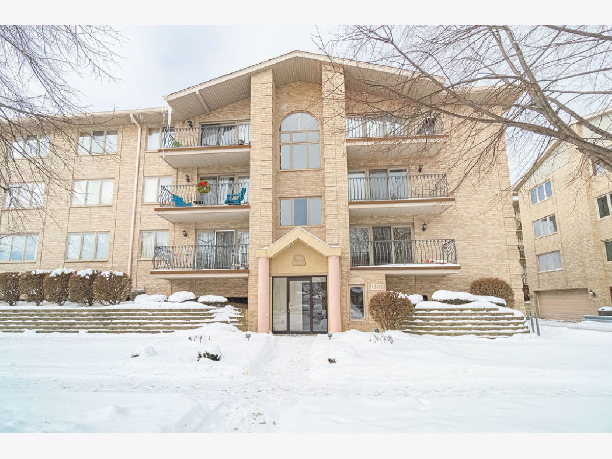 Condominiums Sold Oaks Of Oak Lawn Oak Lawn Illinois, 10418 Keating