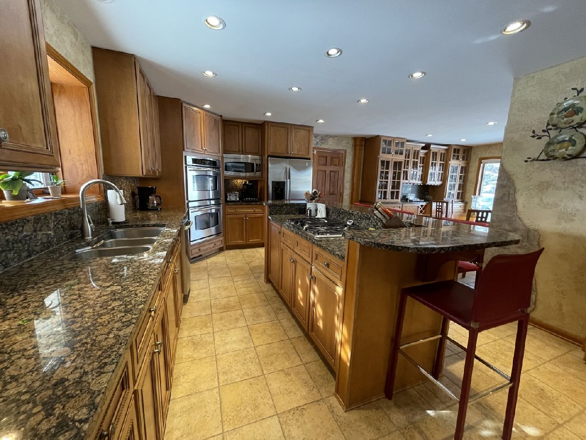 Homes Sold Riverwood Oswego Illinois, 163 Riverwood