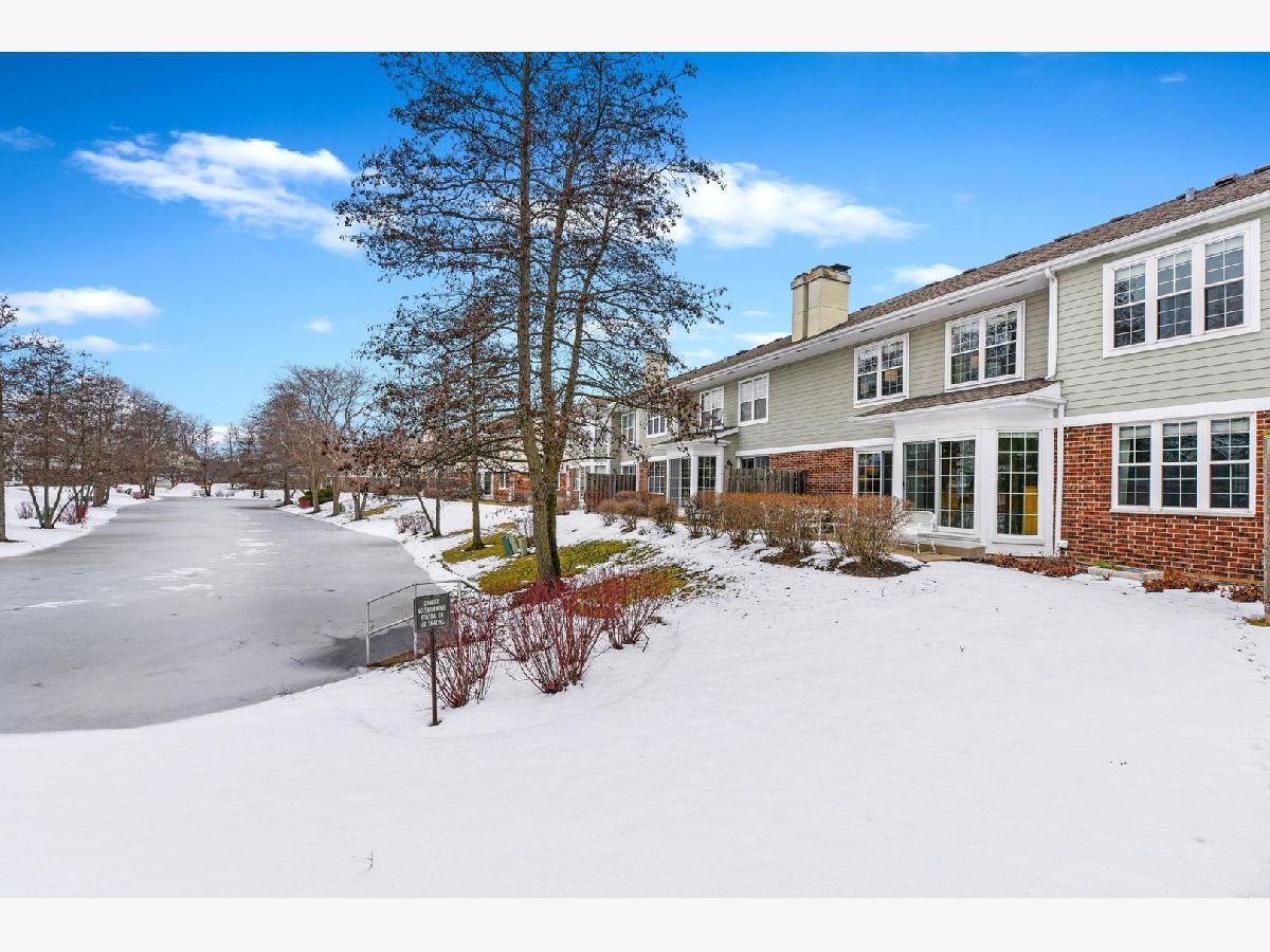 Townhomes Sold Winchester North Northbrook Illinois, 4523 Deer