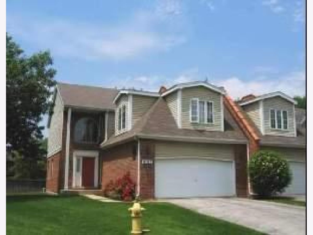 Condos & Townhomes Rented Triumvera Glenview Illinois, 4121 Florence