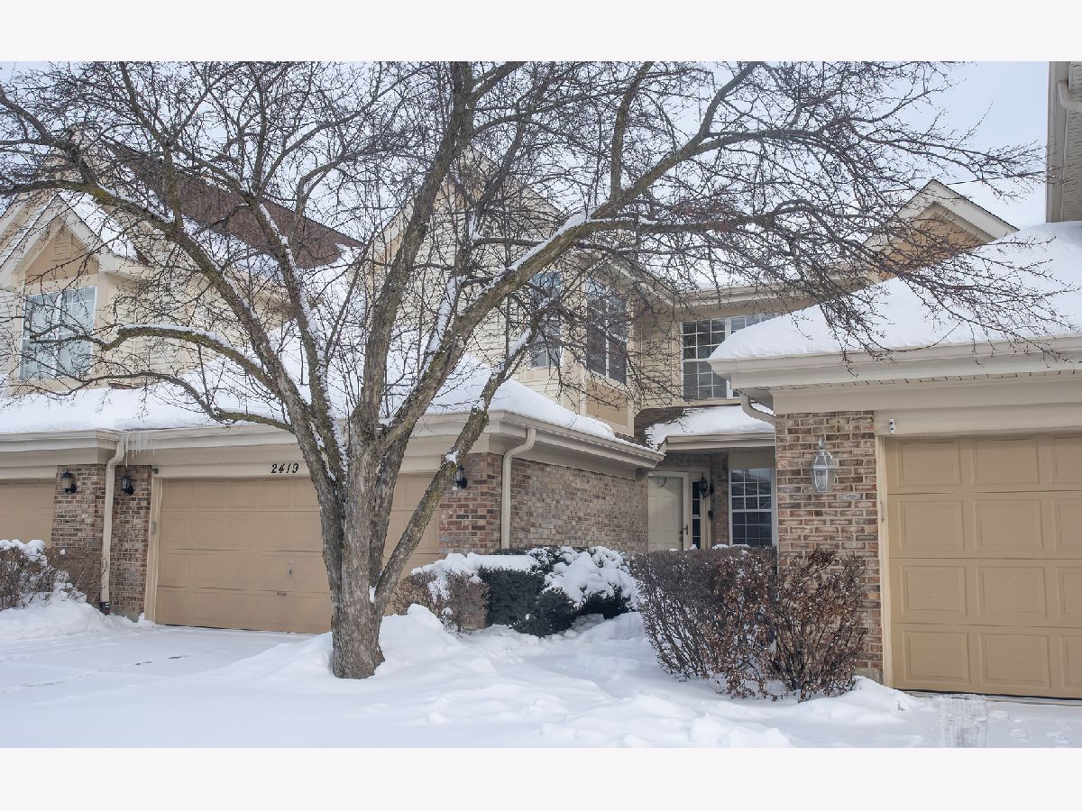 Townhomes Sold Prescott Square Westchester Illinois, 2419 Enterprise