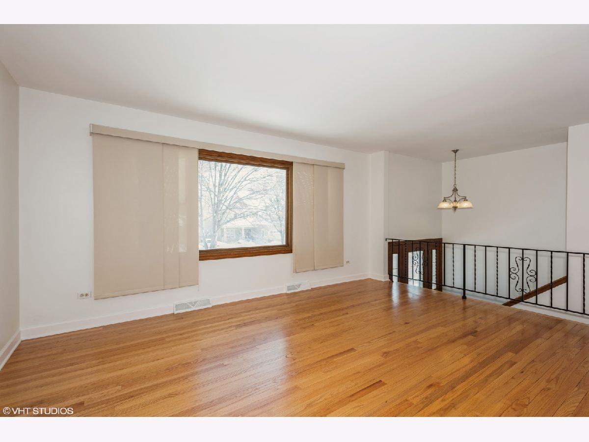Homes Sold Lyman Park Downers Grove Illinois, 4220 Elm