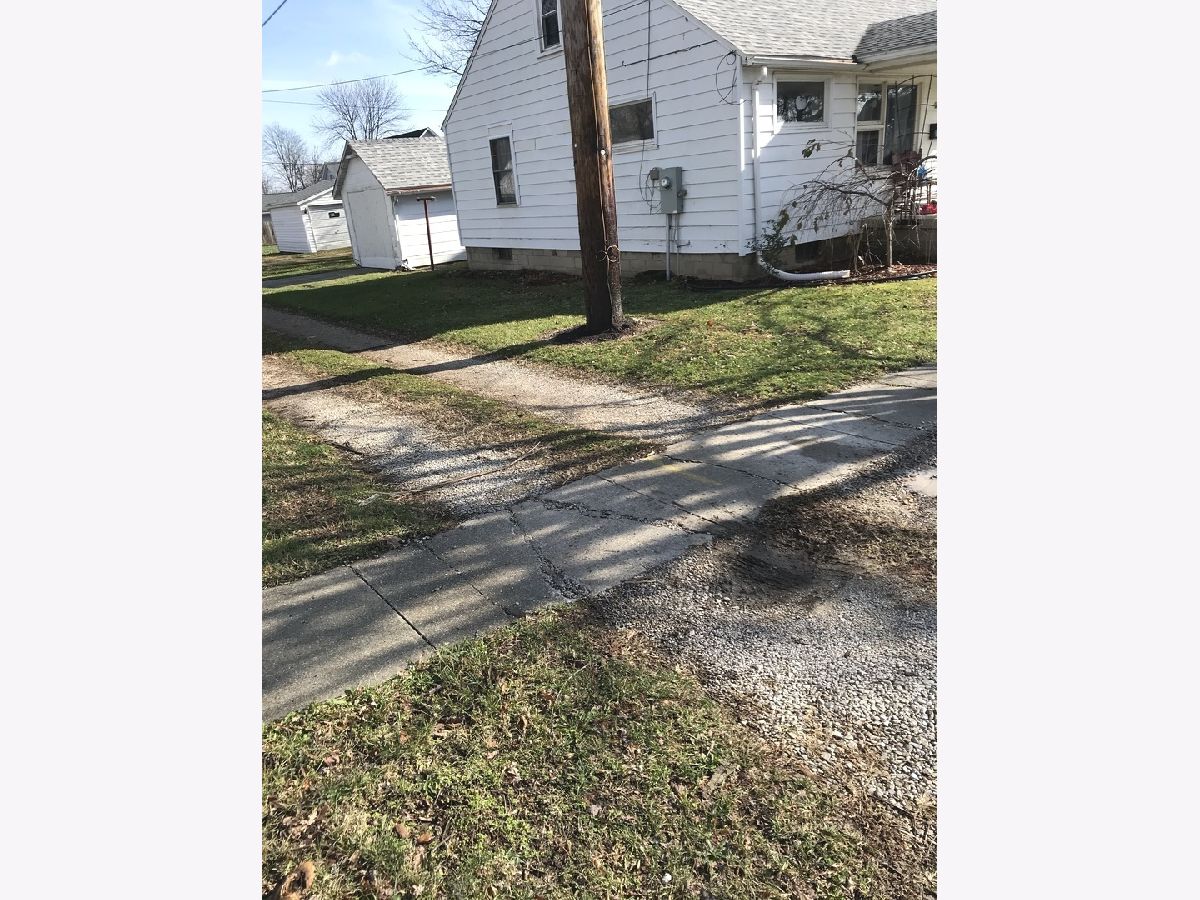  Sold Marshall Illinois, 207 10th