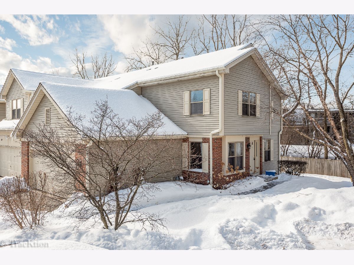 Townhomes Sold Woodboro West Chicago Illinois, 210 Woodboro