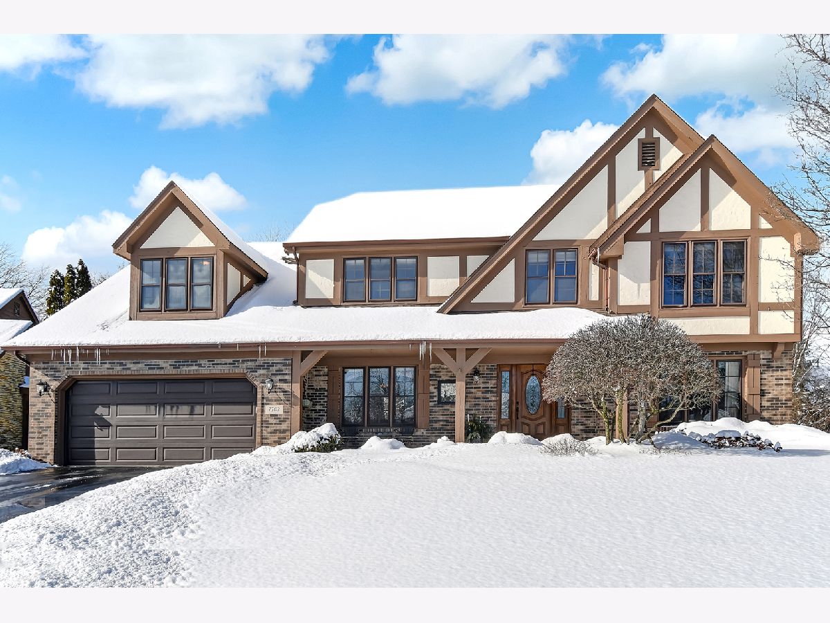 Homes Sold Burr Oaks Glen North Burr Ridge Illinois, 7702 Ridgewood