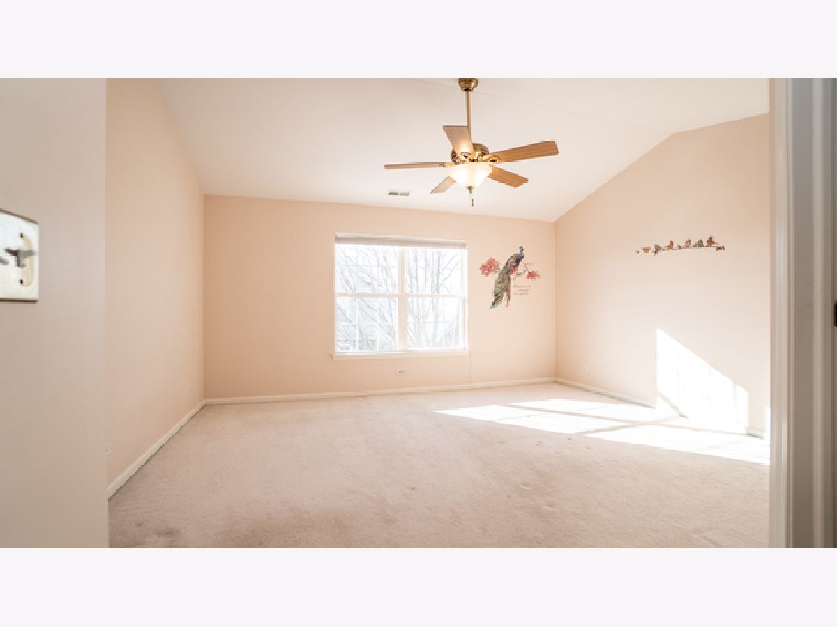 Townhomes & Homes Rented Greenwood Place Arlington Heights Illinois, 2756 Greenwood
