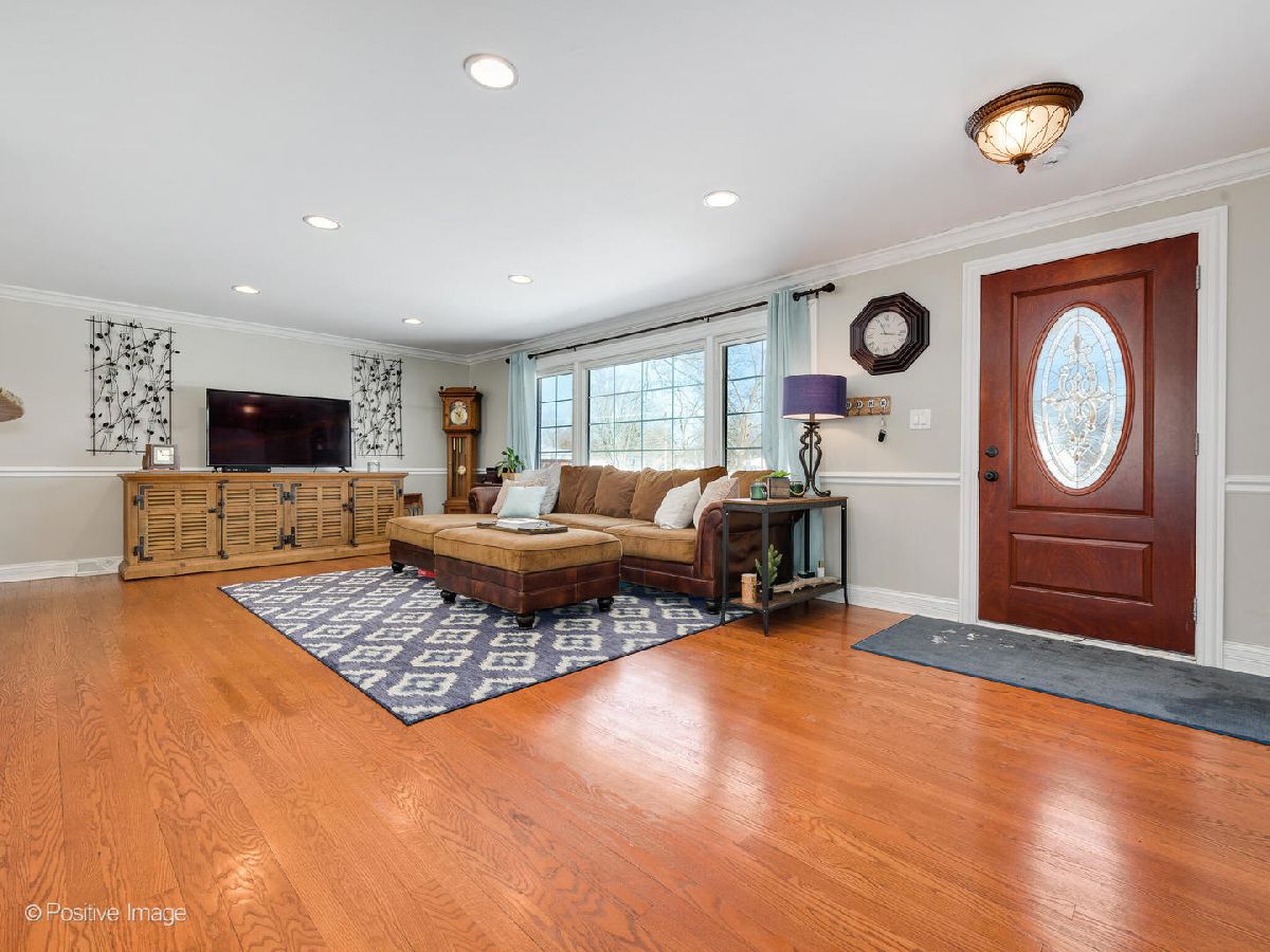 Homes Sold Flick Park Glenview Illinois, 1020 Pam Anne
