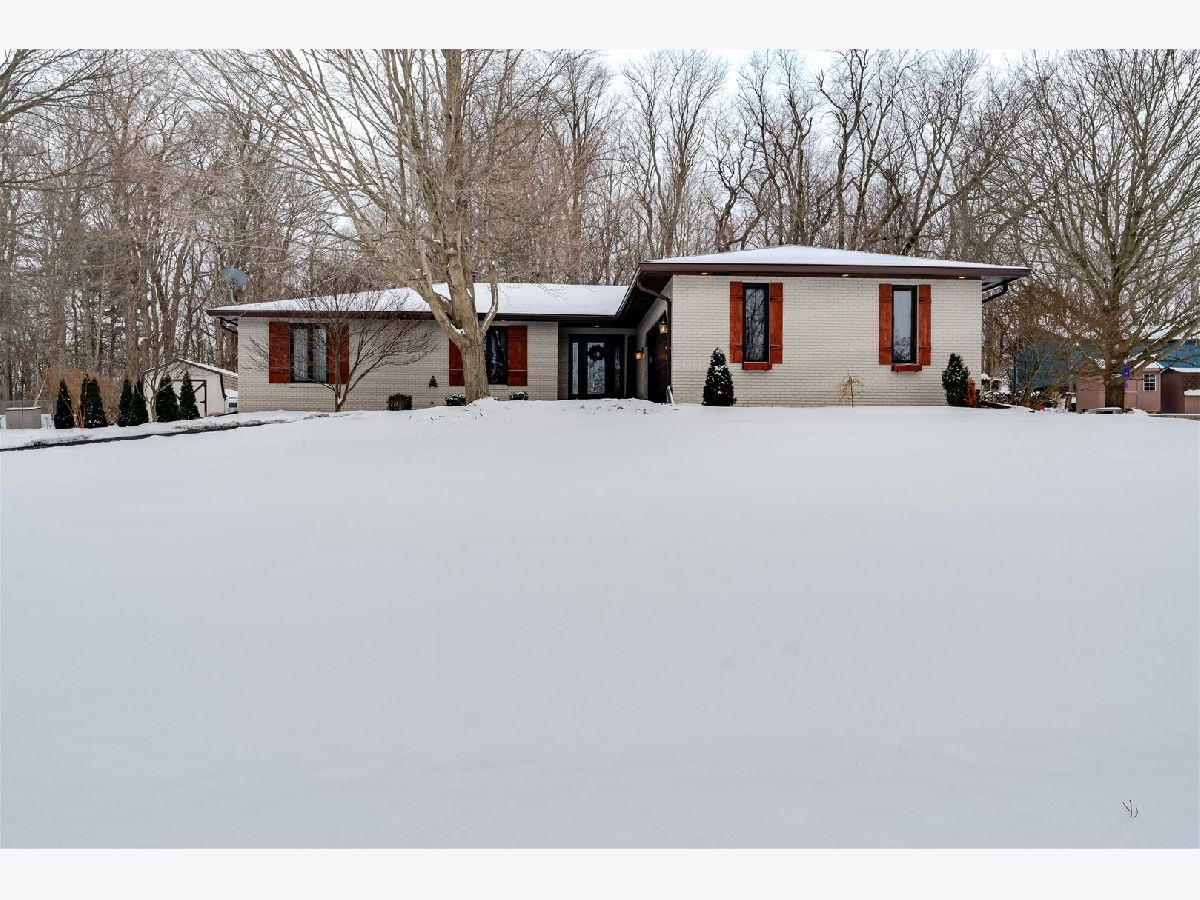 Homes Sold Royal Oaks Bloomington Illinois, 9375 Hilltop