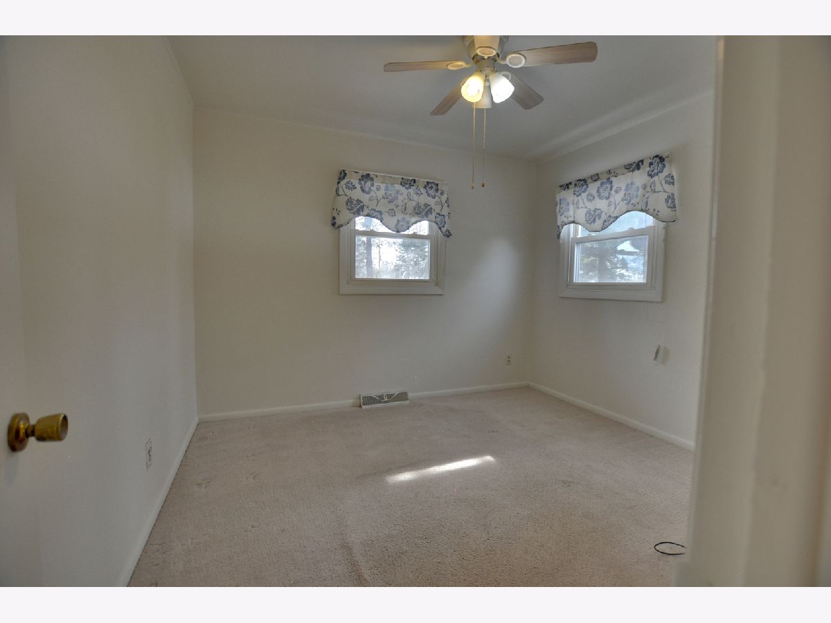 215 East Street, Capron, Illinois 61012 MLS 10995462 WinterCohen