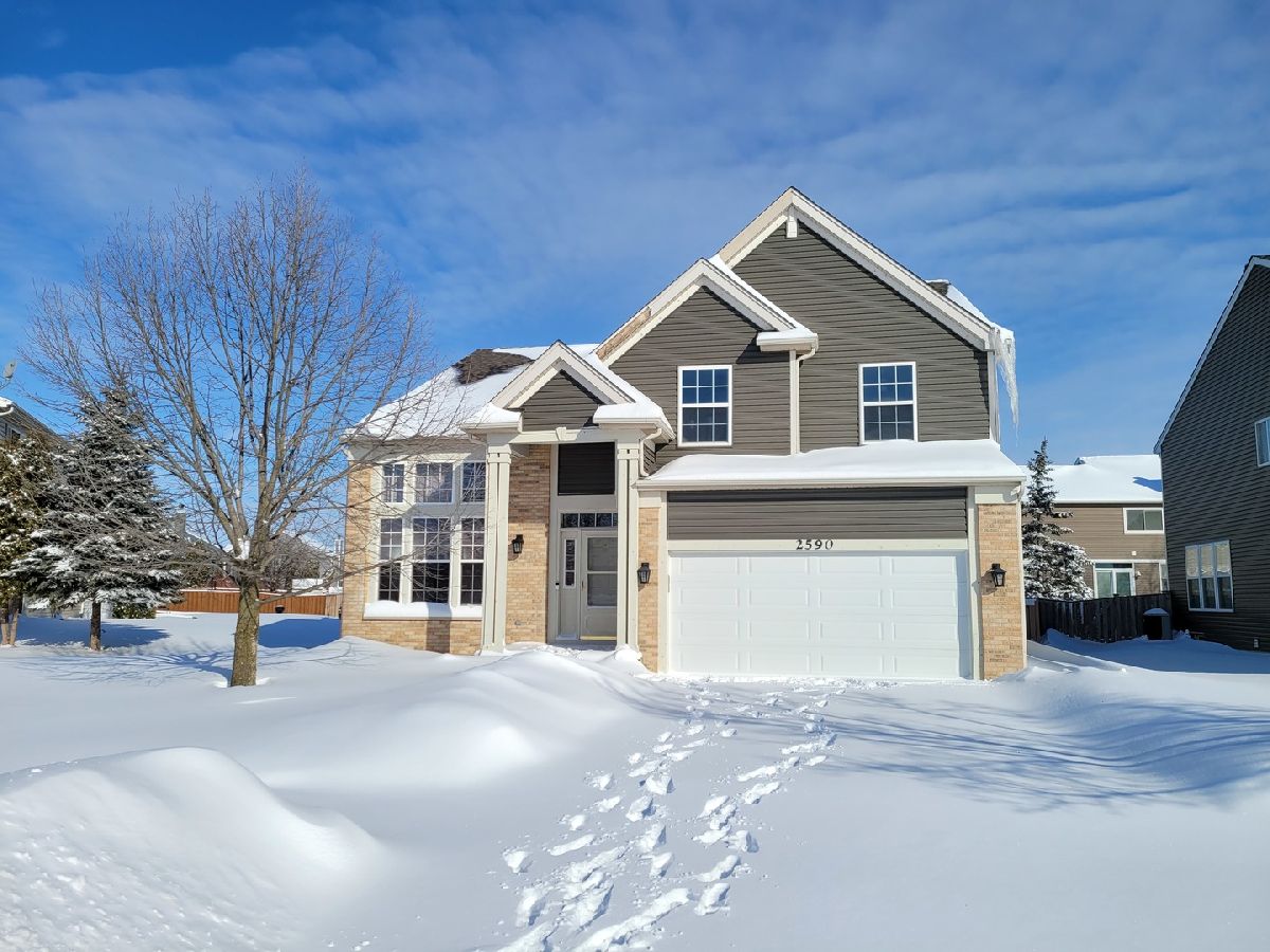 Homes Rented Columbia Station Aurora Illinois, 2590 Spinnaker