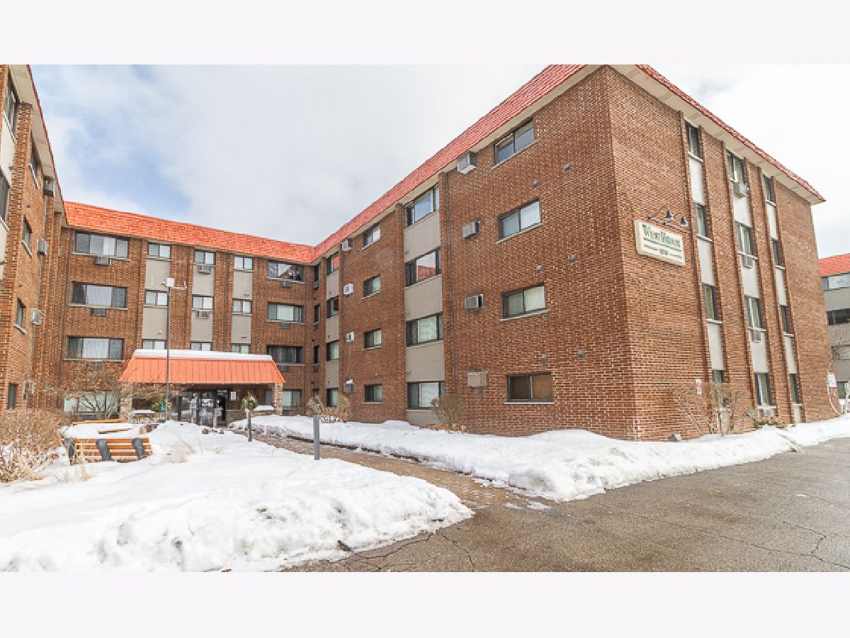 Condominiums Sold Westbrook Condominiums Hillside Illinois, 1919 Wolf