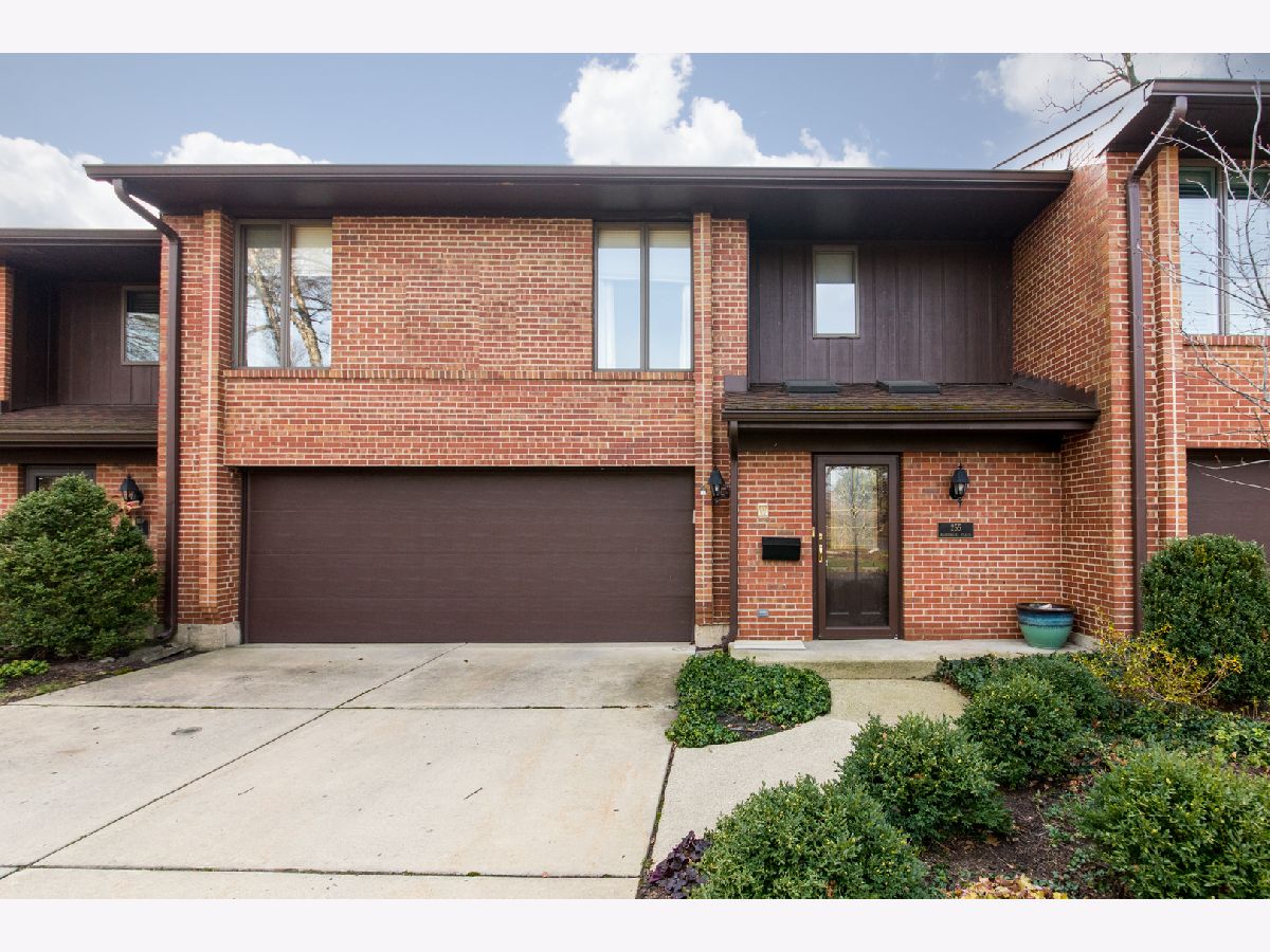 Condos & Townhomes Rented Boardwalk Park Ridge Illinois, 255 Boardwalk