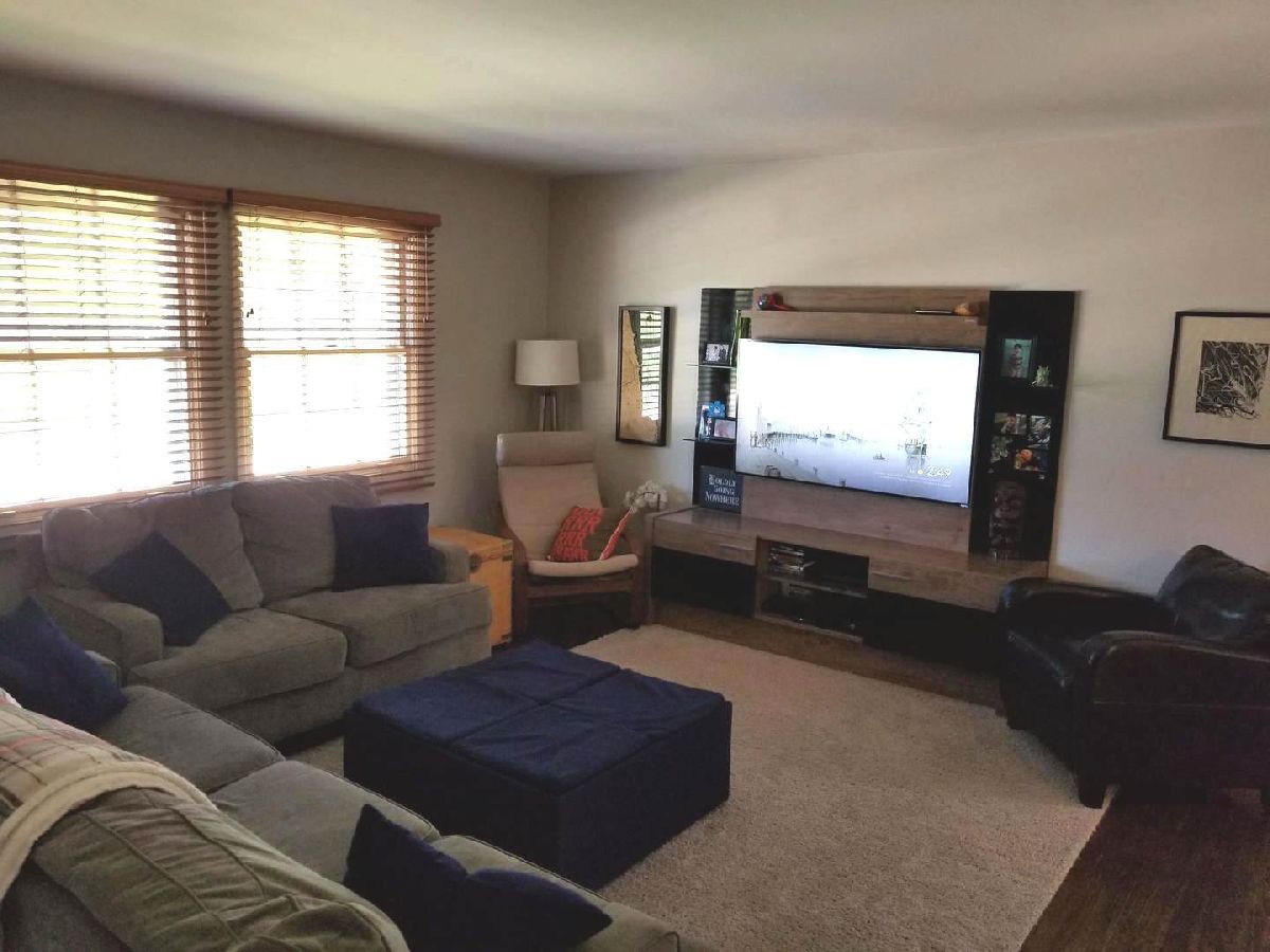Homes & Condominiums Rented Highlands Hoffman Estates Illinois, 1520 Edgefield