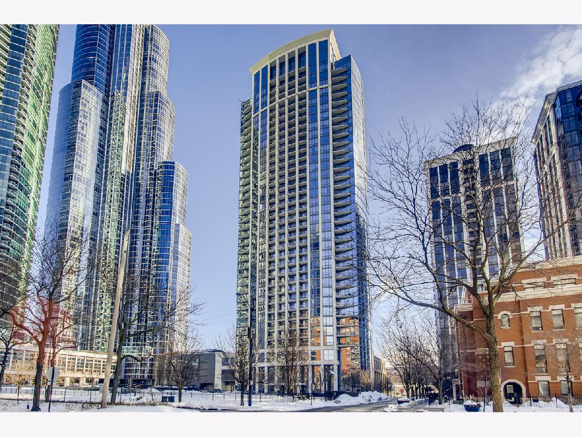 Condominiums Rented Museum Park Tower Iv Chicago Illinois, 1235 Prairie