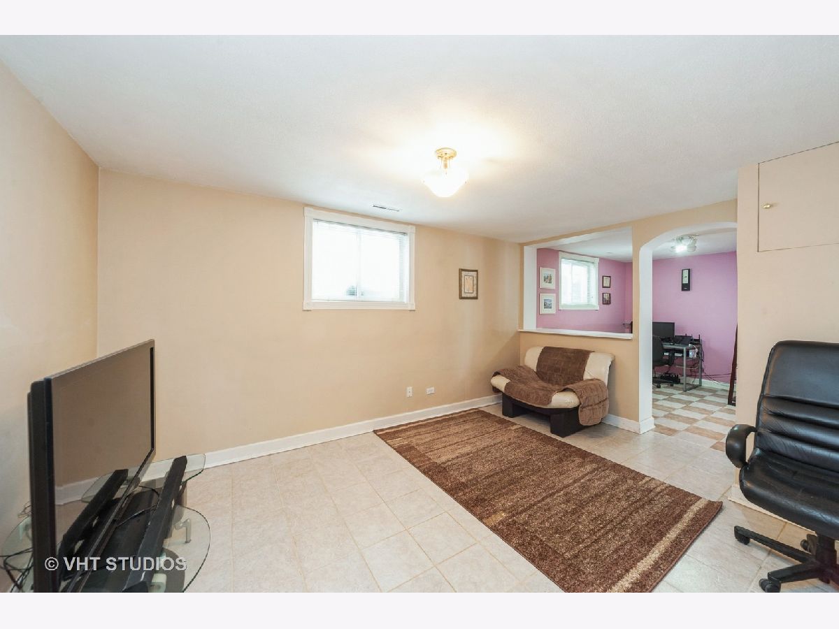 Homes & Condos & Townhomes Sold Country Club Estates Vernon Hills Illinois, 308 Cherry Valley