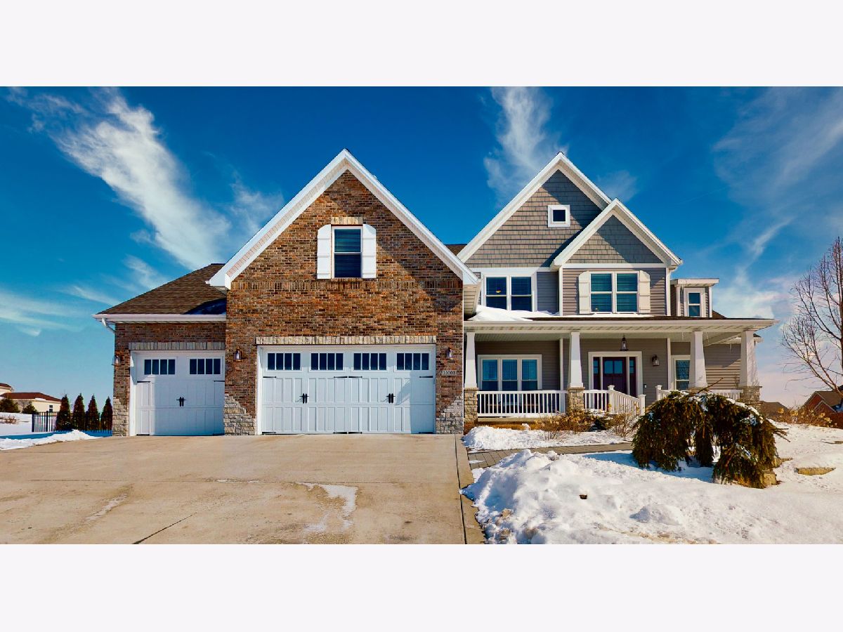 Homes Sold Dover Ridge Bloomington Illinois, 10303 Lyonheart