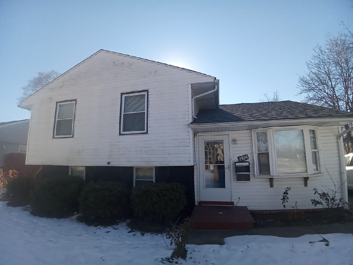 Homes Rented Indian Hills Sauk Village Illinois, 2824 223rd