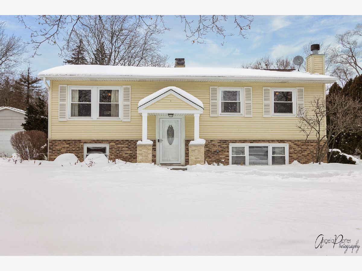 Homes Sold North Hills Mundelein Illinois, 19716 Cambridge