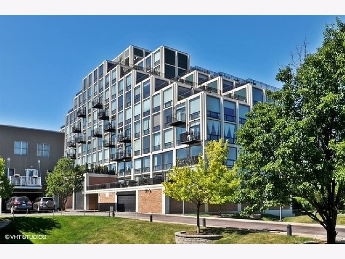 Condos & Townhomes Sold Aspen Burnham Station Chicago Illinois, 61 15th