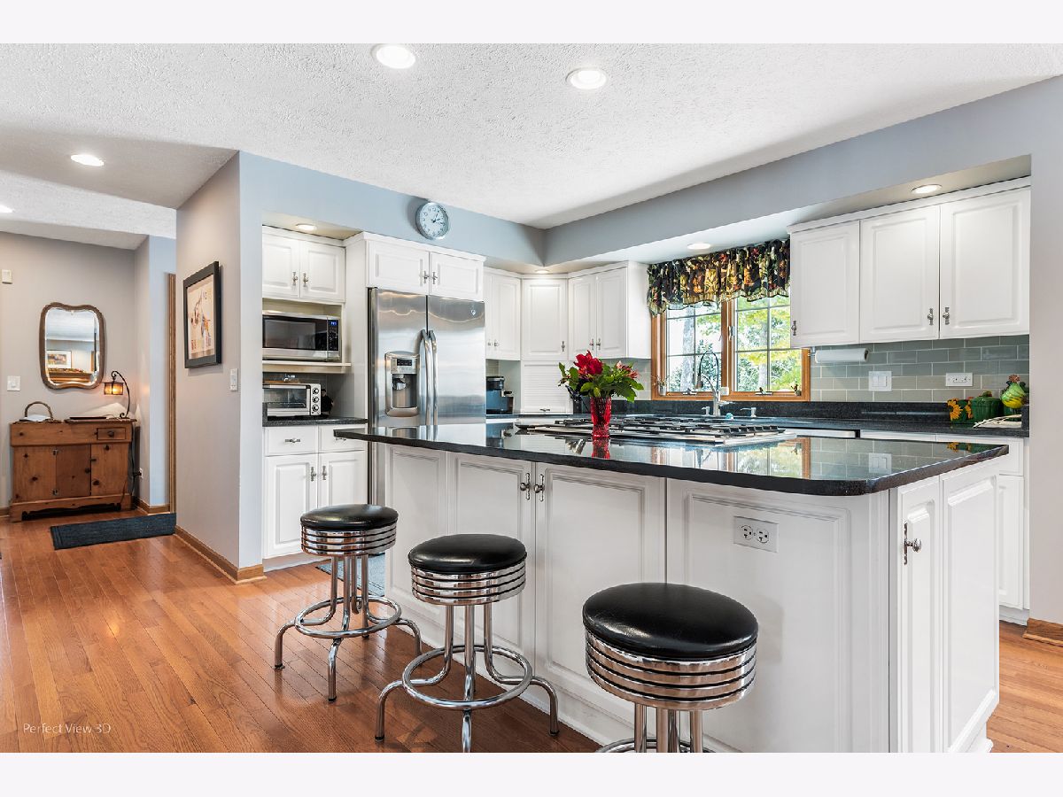 Homes Sold Lake Of The Woods Shorewood Illinois, 24530 Park River