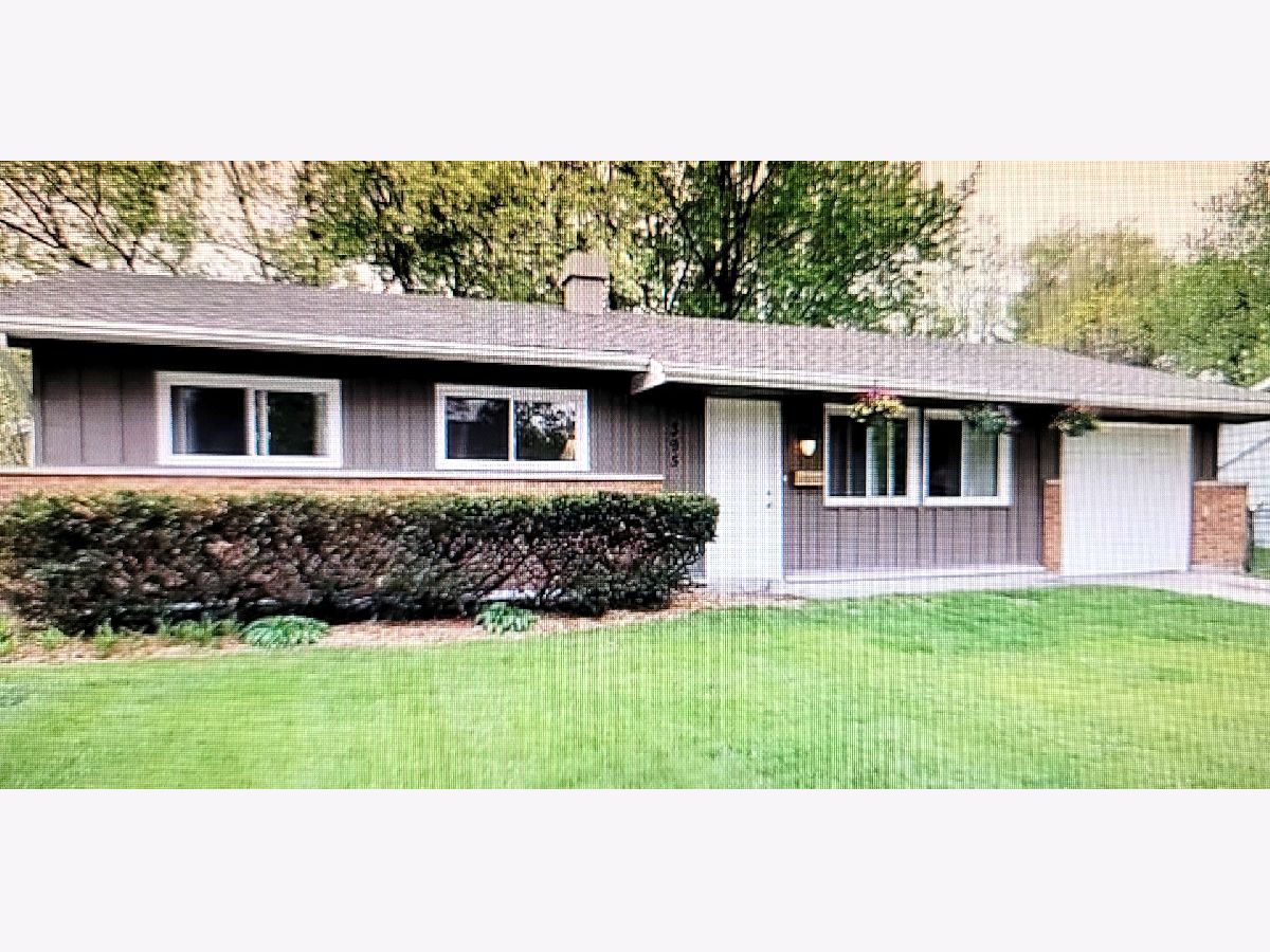 Homes & Condominiums Rented Highlands Hoffman Estates Illinois, 395 Lafayette