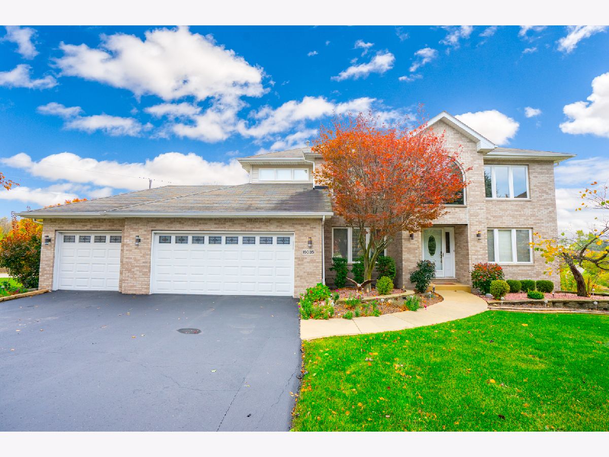 Homes & Townhomes Sold Broken Arrow Thunderhill Lockport Illinois, 16035 Red Cloud