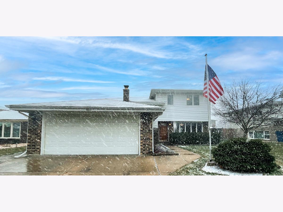 Homes Sold Oakwood Hills Palos Hills Illinois, 10512 Tod