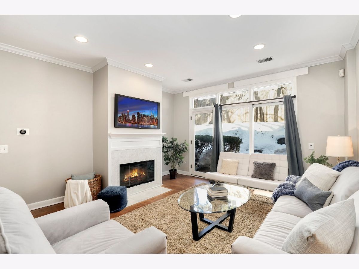 Townhomes & Condos Sold Wolcott Row Chicago Illinois, 1801 Diversey