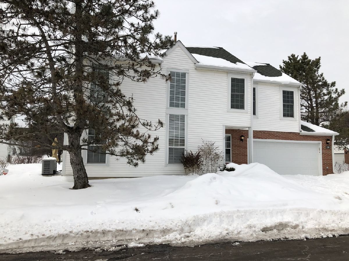 Townhomes & Condos Rented The Hamptons Lake Bluff Illinois, 114 Meadowbrook