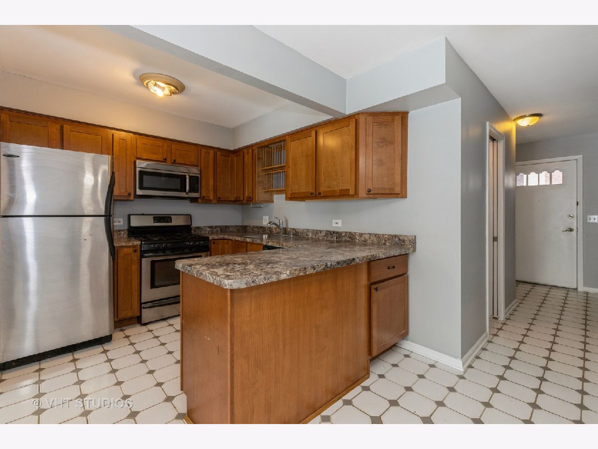 Townhomes Sold Lakewood Grayslake Illinois, 355 Getchell